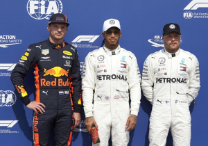 Verstappen denkt nog niet aan de titel: "Ze liggen nog een straatlengte voor"