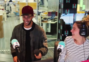 VIDEO: Throwback Thursday: Ricciardo verrast Max Verstappen-fan