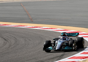 Mercedes switch focus to "damage limitation" in Bahrain