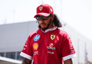 Lewis Hamilton signs new deal ahead of Imola Grand Prix