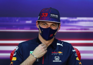 Verstappen blikt terug op eerste zege in Spanje: "Die dag had ik tranen in mijn ogen"