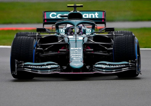 In beeld: De shakedown van Aston Martin op Silverstone Circuit