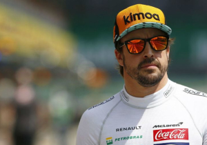 McLaren respond after Alonso visits factory