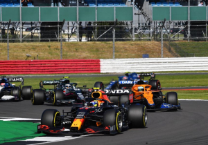 Horner blij en teleurgesteld tegelijk: "Sergio verloor de auto in de vuile lucht"