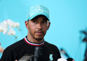 Hamilton sets new F1 "mission"