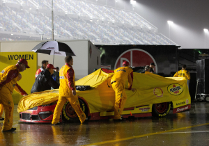 Daytona 500 STOPPED due to adverse weather