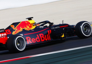 Surer: "Verstappen heeft de limieten van RB14 volledig overschreden"
