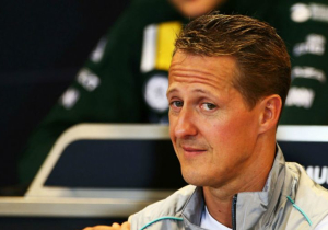 Schumacher a 'founding father' of Mercedes, Hamilton success