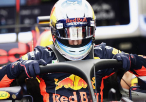Ricciardo heeft operatie ondergaan voor raceweekend Baku