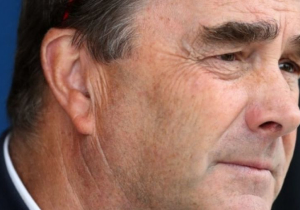 VIDEO: Billy Monger ontmoet Formule 1-legende Nigel Mansell