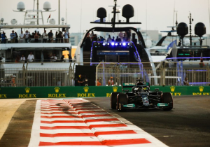 Derde vrije training: Hamilton troeft Verstappen af in zenuwachtige sessie