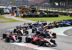 LIVE | GP Italië: Verstappen zet jacht in op Russell, Colapinto verpest podiumkans