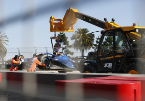 Hill claims Albon 'lucky to be walking' after scary Australian GP crash
