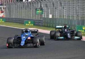 Marko kritisch op Hamilton na boordradio: 'Hoe beoordeelt hij zijn eigen actie dan?!'