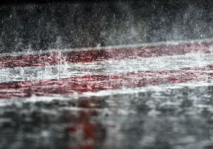 Teams en journalisten tweeten foto's van hevige regenval in Oostenrijk
