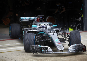 Plooij: "Er is een fout in de motor van Lewis Hamilton gevonden"