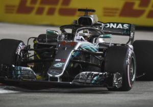 Hamilton pakt verrassend pole: "Weet niet waar dit vandaan kwam"