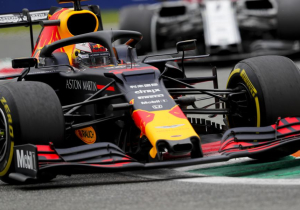 Verstappen na vrijdagtrainingen: 'Extra vermogen is duidelijk merkbaar'