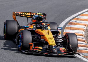 Norris pakt pole onder dreiging van regen op Zandvoort, Verstappen zevende