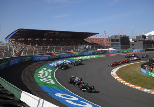 Rosberg haalt uit naar strategie Mercedes: 'Manier waarop ze dat deden was kansloos'