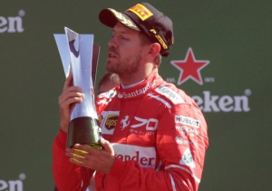 Vettel geen leider meer in klassement: "Maar seizoen duurt nog lang"