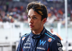 Hamilton's Ferrari move sparks HUGE driver ultimatum