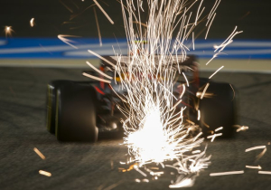 Liveblog kwalificatie GP Bahrein: Mercedes het snelste, Verstappen derde
