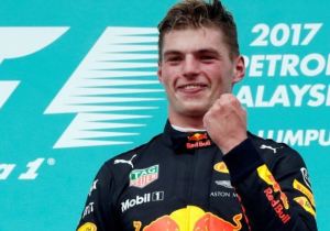 Red Bull Racing: 'Verstappen vaak sneller dan Ricciardo'