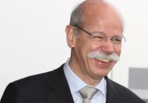 CEO Mercedes over toekomst Formule 1: 'Ferrari en Mercedes volledig op één lijn'