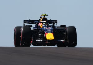 Red Bull-coureur loopt risico op straf na uitspatting en onvoorspelbaar rijgedrag