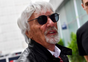 Ecclestone biedt hulp aan: 'Wil de F1 niet vanaf mijn sterfbed zien afglijden'