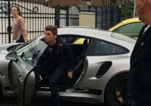 Uit de bocht: Welke auto's heeft Max Verstappen in zijn garage staan?