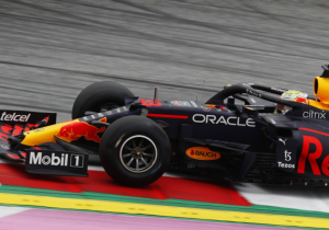 Eerste vrije training Grand Prix Oostenrijk: Verstappen ijzersterk, Mercedes blijft achter