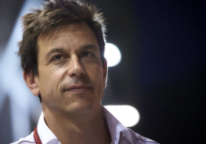 Wolff: 'Wat Verstappen bij Hamilton deed, was een beetje agressief'