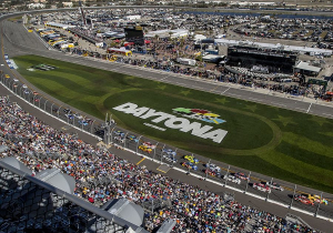 ¿Cómo ver las 500 millas de Daytona de la NASCAR?