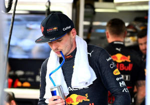 Verstappen refuses to risk life or legs in hunt for triple crown