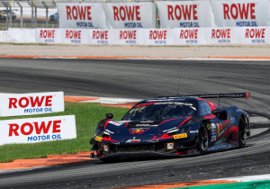 Verstappen over GT3 in 2026: 'Hoe vaak kan ik het volgend jaar doen?'