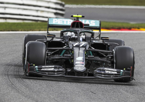 Bottas mocht niet aanvallen van Mercedes: "Daar wist ik echt niets vanaf!"