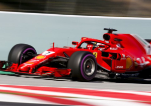 Ferrari en Mercedes gebruiken aangepaste vleugels in Baku