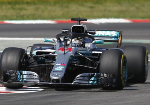 Hamilton leads Mercedes fightback with Barcelona pole