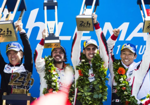 VIDEO: Alonso in LMP1-auto overklast rest van het veld