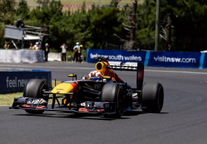 F1 at Bathurst as Liam Lawson takes RB7 for a spin