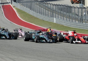 VIDEO: Mercedes kerstspecial dag 20: De spanning in Austin