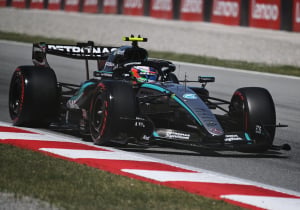 Antonelli op het matje geroepen bij FIA na uitvalbeurt Barcelona, loopt risico op gridstraf