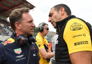 "Renault legt schuld motorproblemen Singapore bij Red Bull"