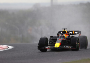 Verstappen relief after F1 avoids "complete disaster" in Japanese practice