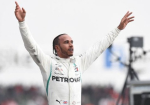 Hamilton pounces on Vettel's Hockenheim crash to win