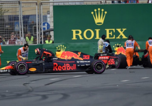 IN BEELD: De crash van Verstappen en Ricciardo vanuit alle hoeken