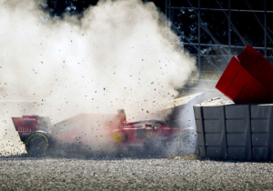 Ferrari geeft uitleg over crash Vettel: 'Probleem met beschadigde velg'