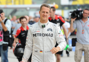 Former Michael Schumacher team-mate reveals awkward toilet meeting with seven-time F1 champion